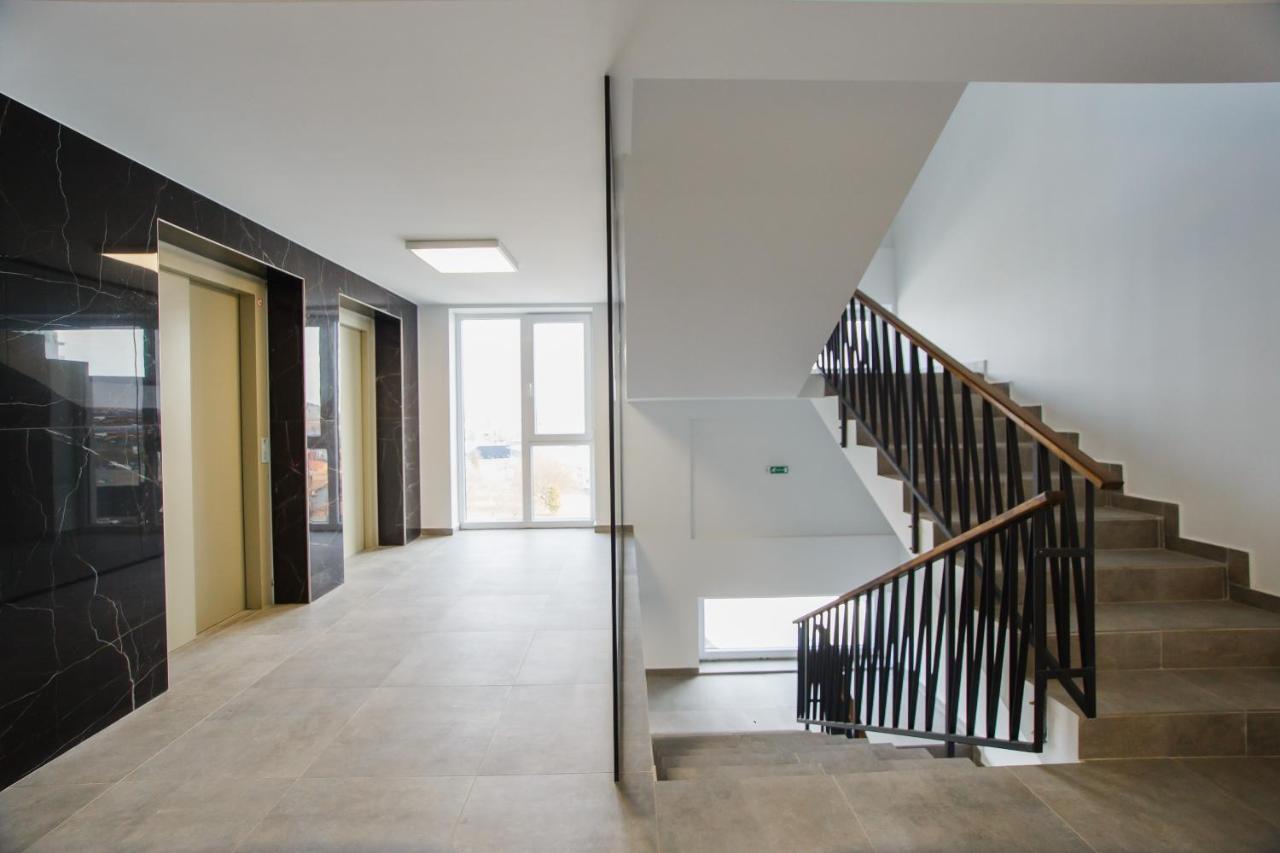 Magnificent Home At Prima Residence Oradea Exterior foto