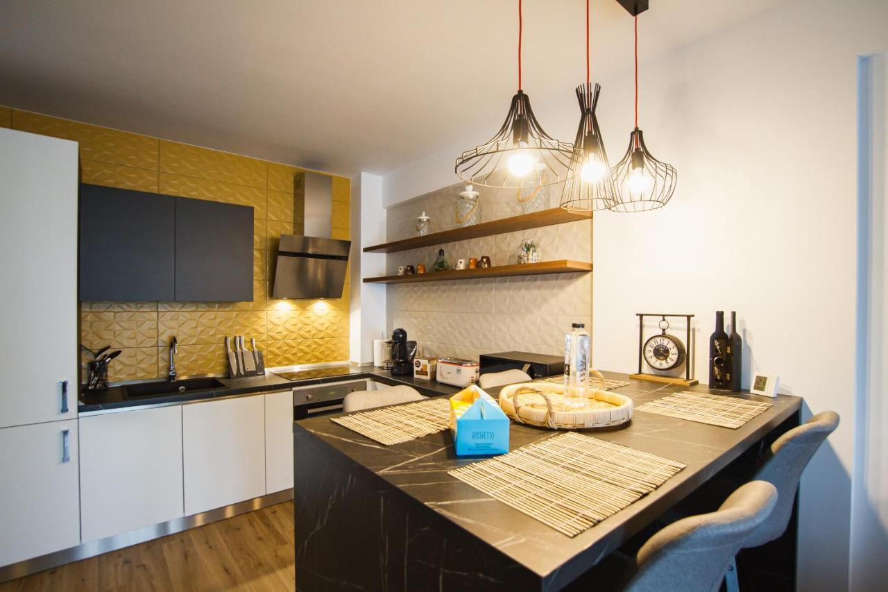 Magnificent Home At Prima Residence Oradea Exterior foto